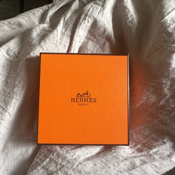 Hermes clic h bracelet size pm - Picture 3 of 11